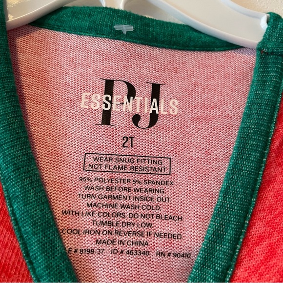 NEW PJ Essentials Santa's Little Helper size 2T - Picture 6 of 6